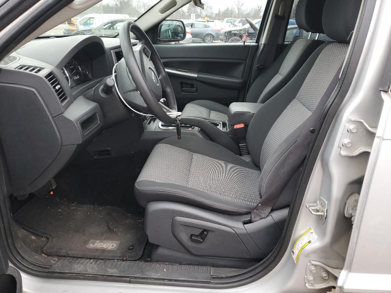 2008 Jeep Grand Cherokee - Image 7