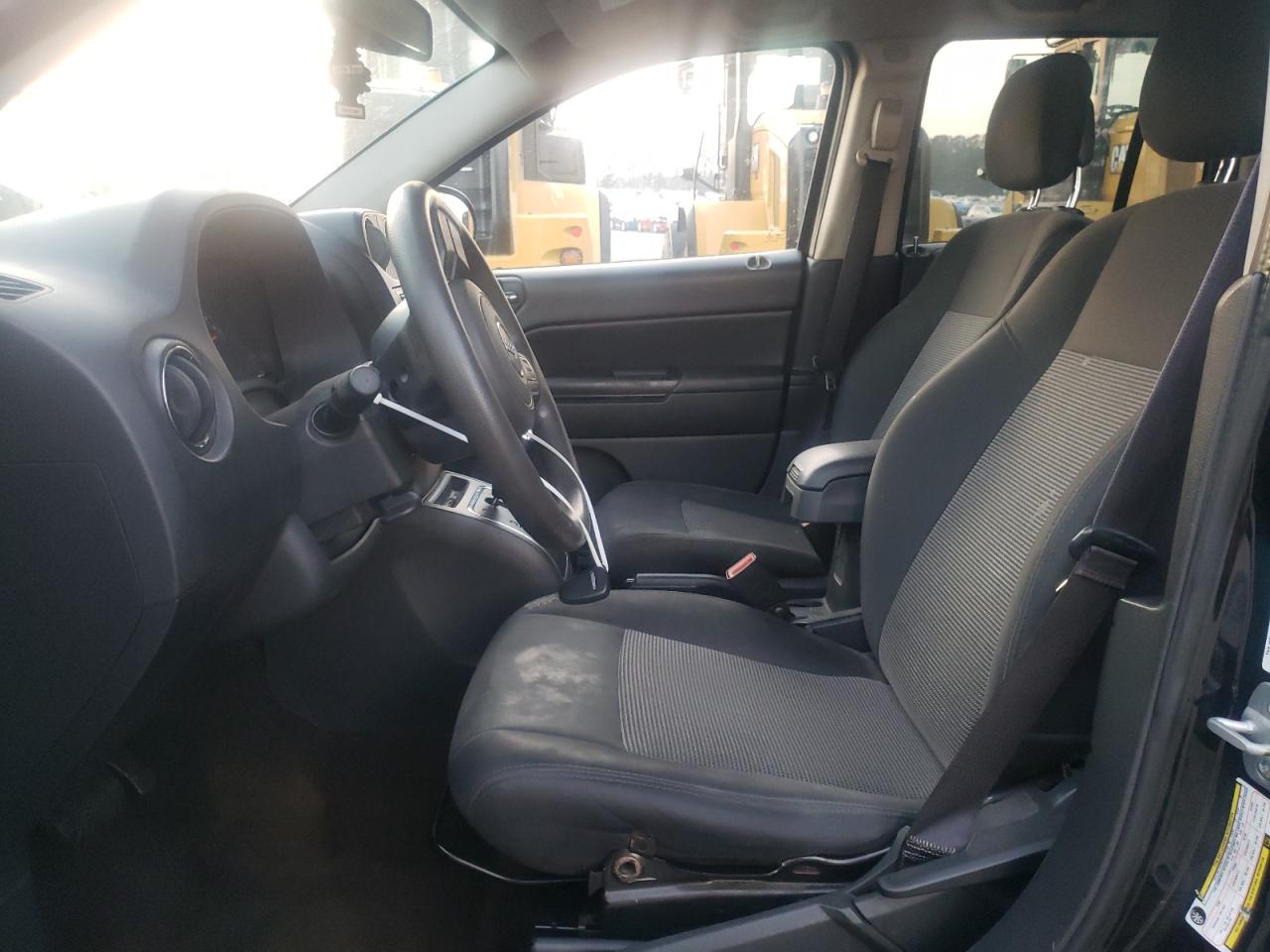 2014 Jeep Compass - Image 7