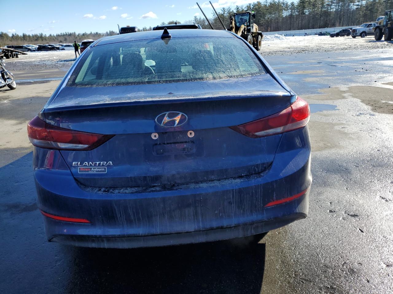 2018 Hyundai Elantra - Image 6