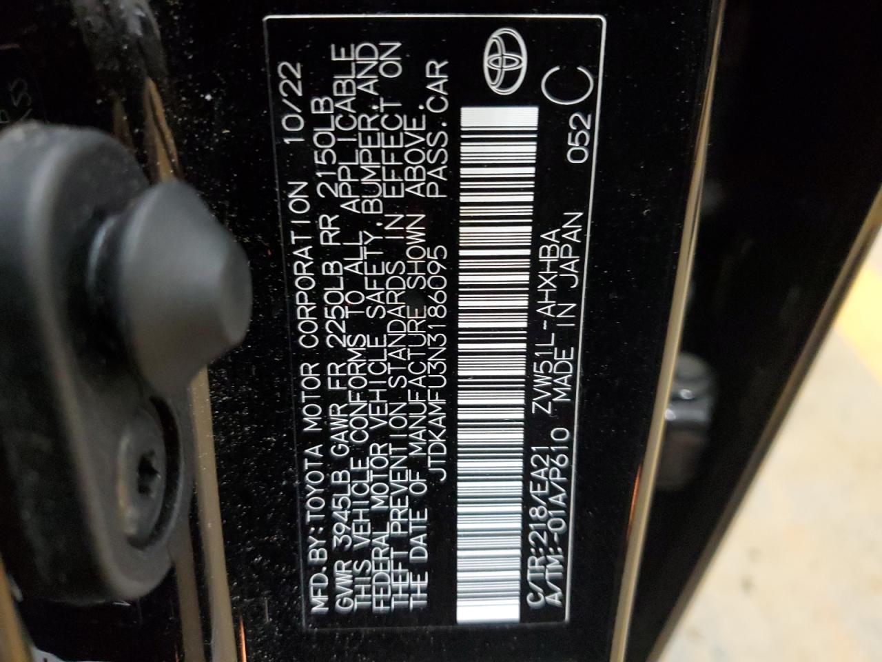2022 Toyota Prius - Image 14
