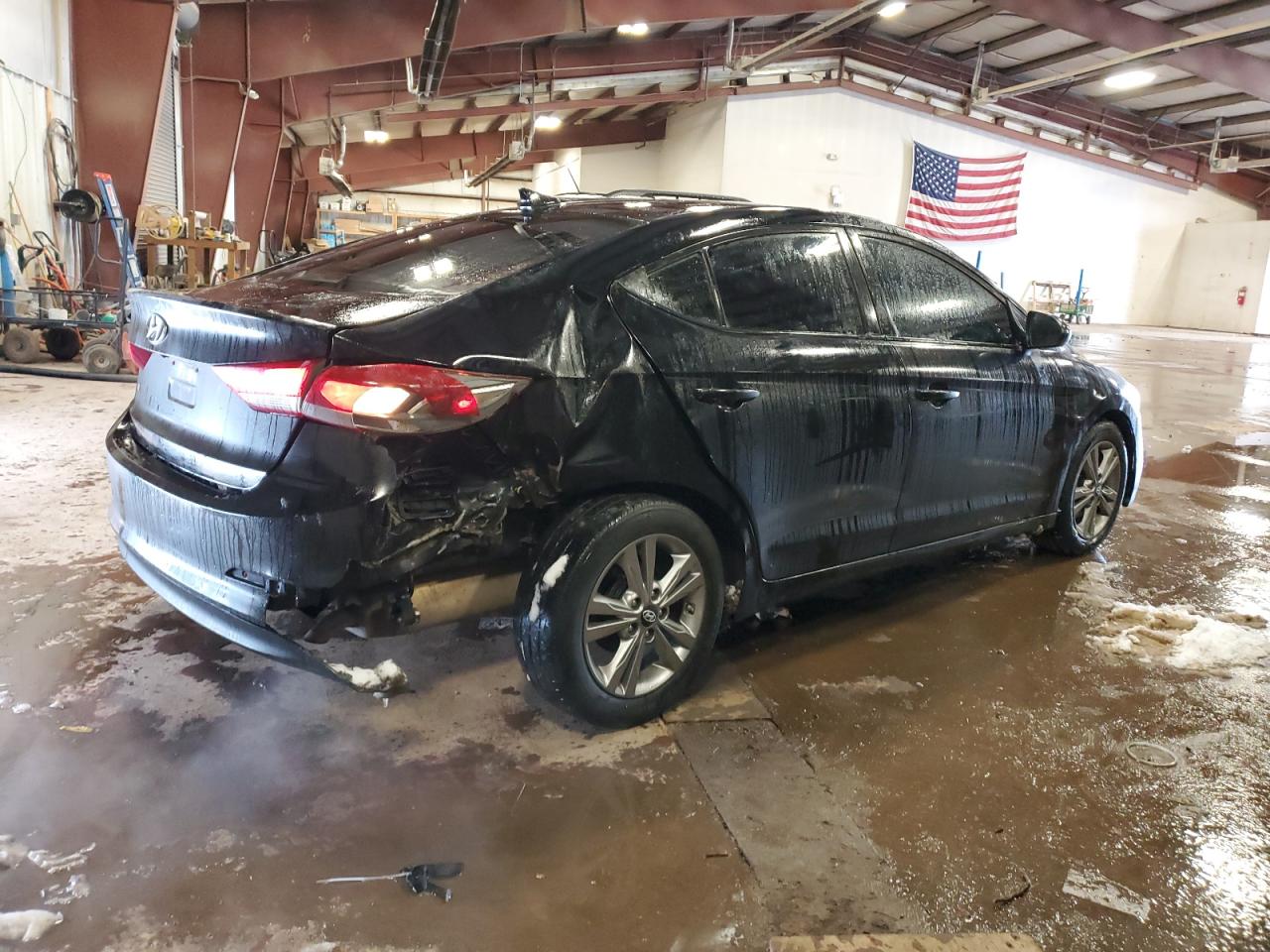 2017 Hyundai Elantra - Image 3