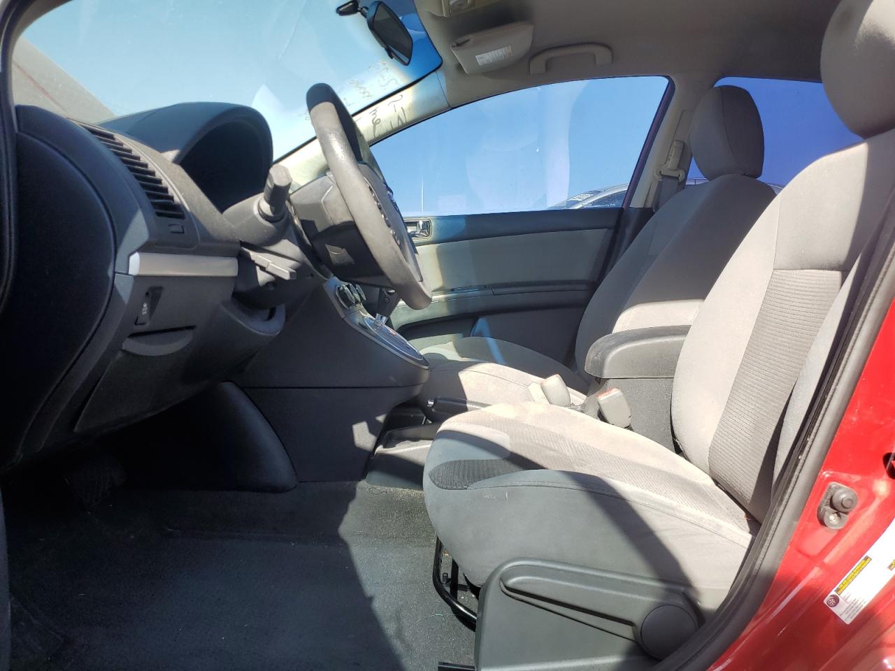 2012 Nissan Sentra - Image 7