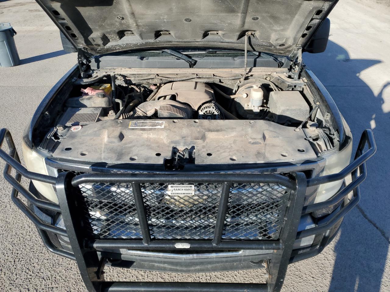2009 Chevrolet Silverado - Image 11