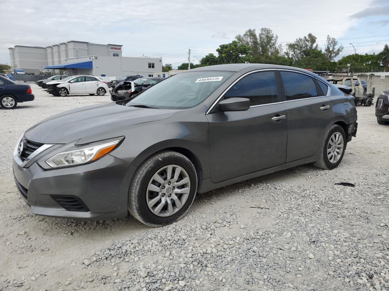2016 Nissan Altima - Image 1