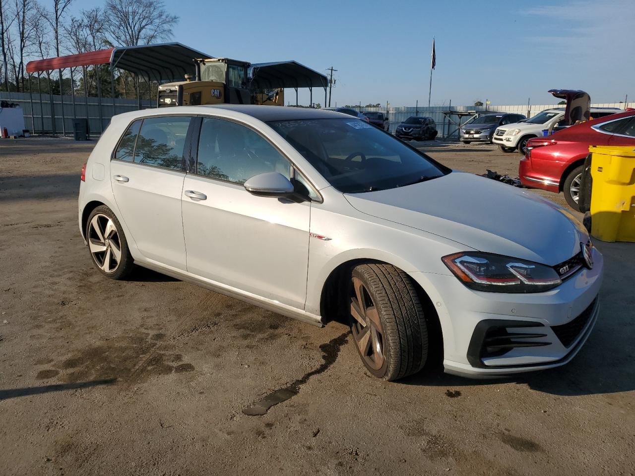 2018 Volkswagen GTI - Image 4