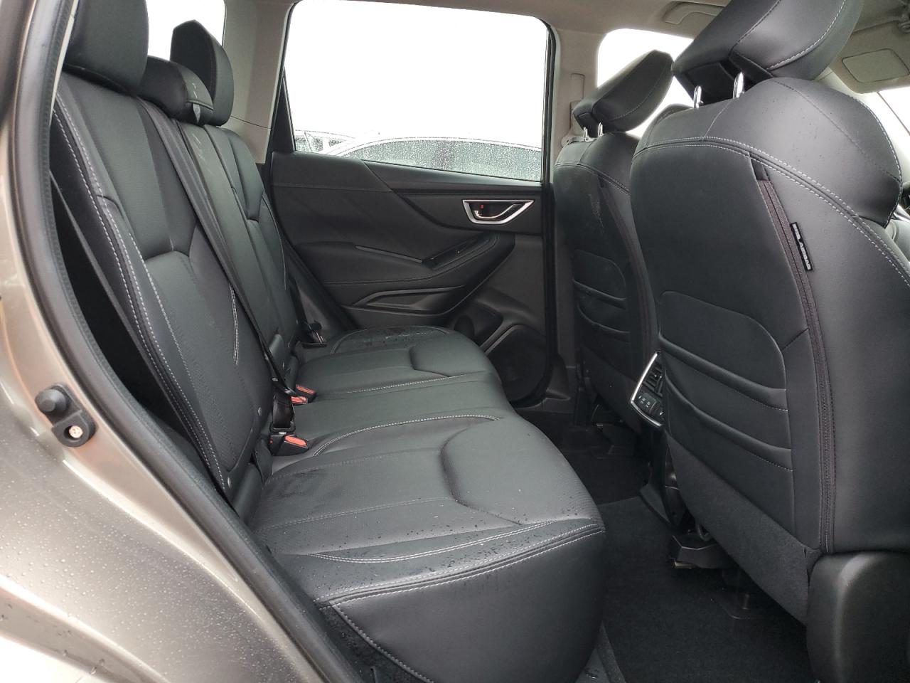2020 Subaru Forester - Image 11