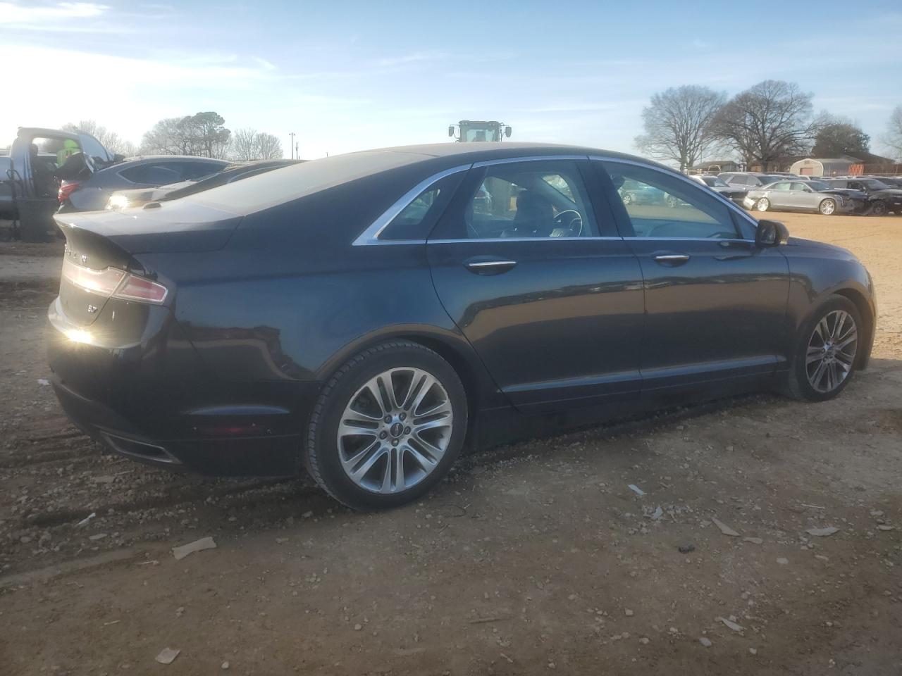 2013 Lincoln MKZ - Image 3