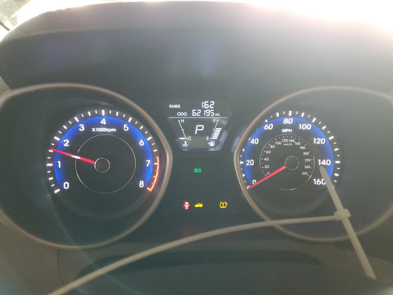 2012 Hyundai Elantra - Image 9