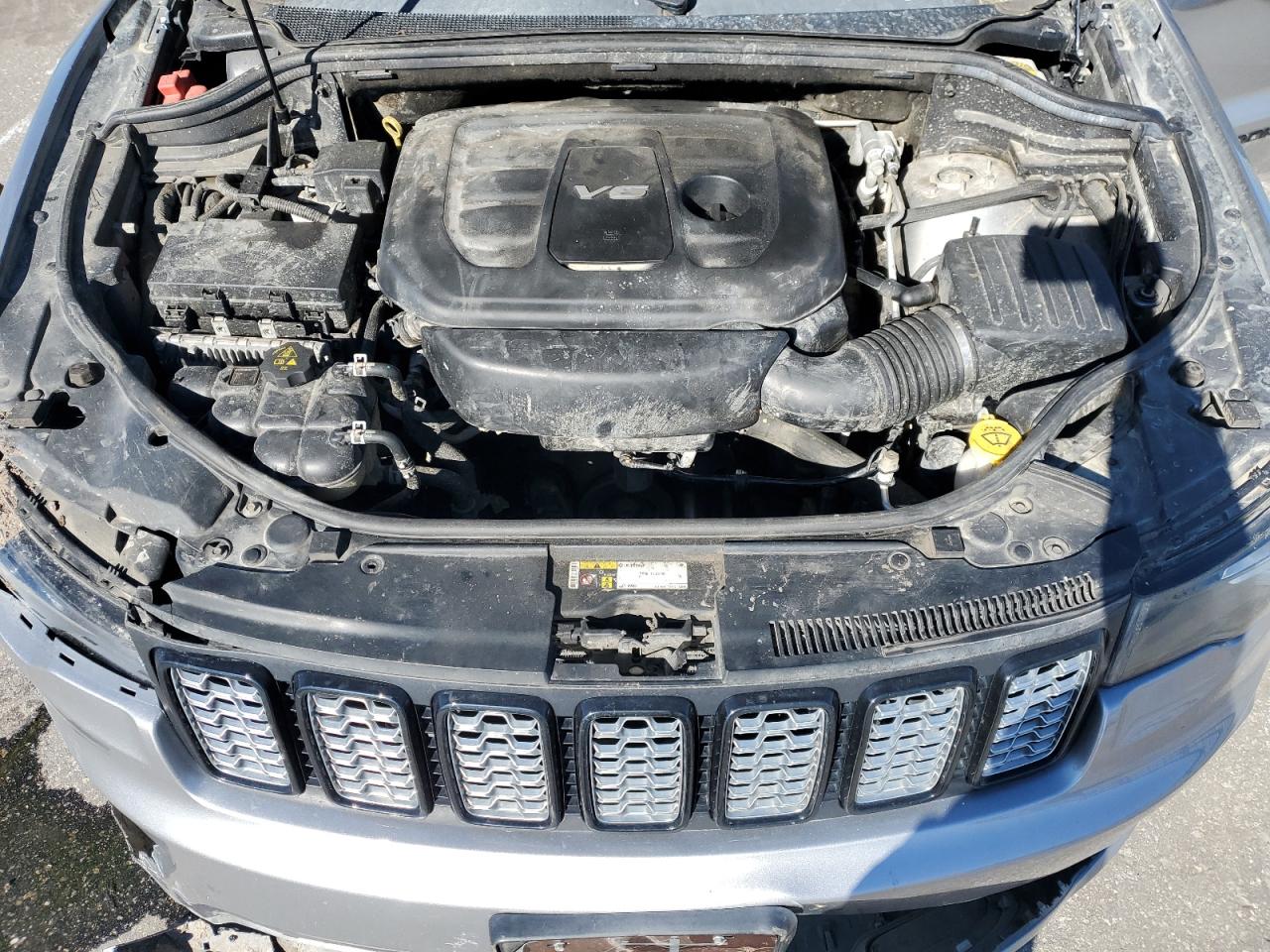 2018 Jeep Grand Cherokee - Image 14