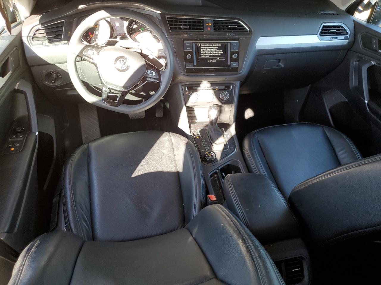 2020 Volkswagen Tiguan - Image 8
