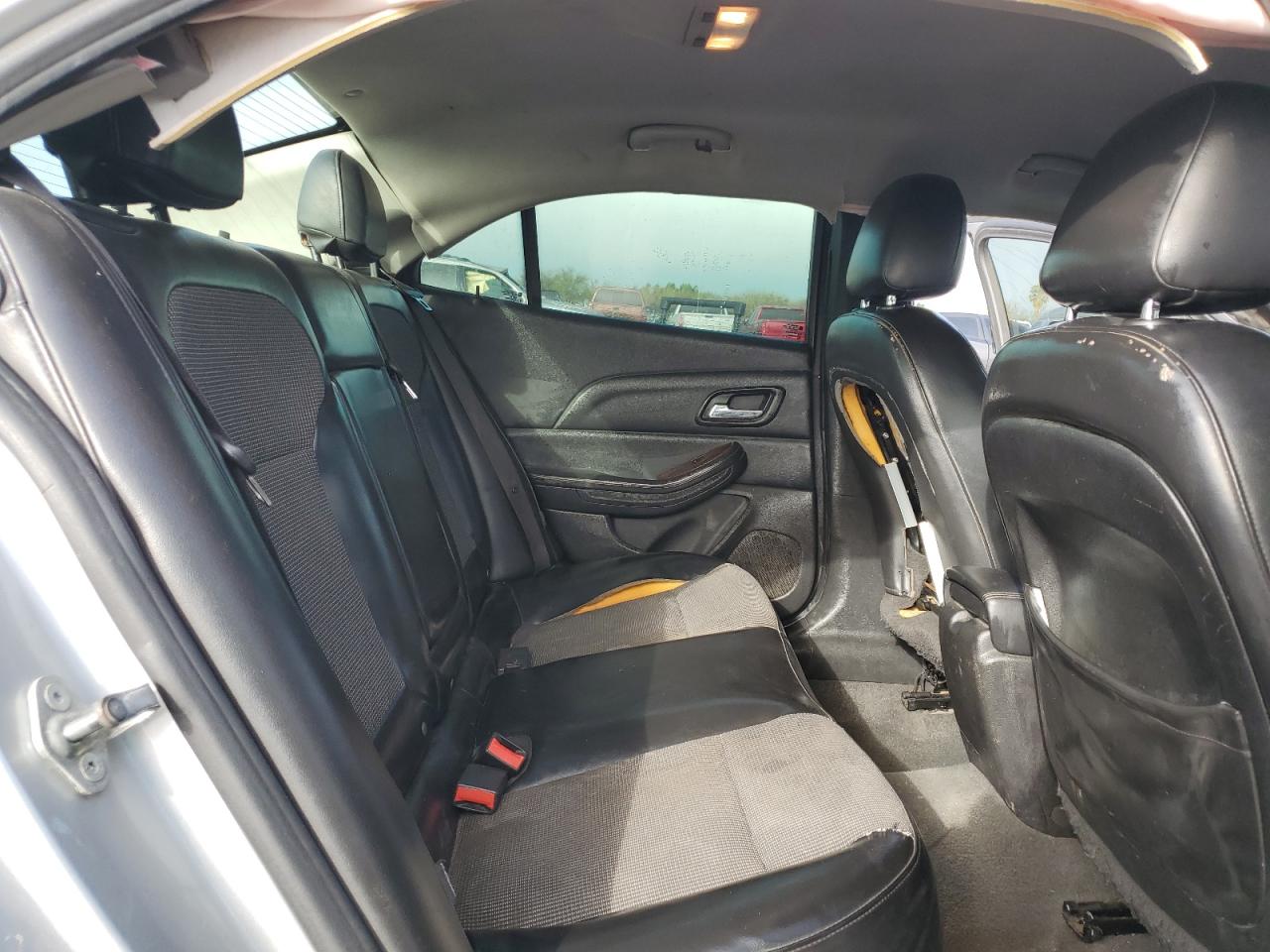 2013 Chevrolet Malibu - Image 10