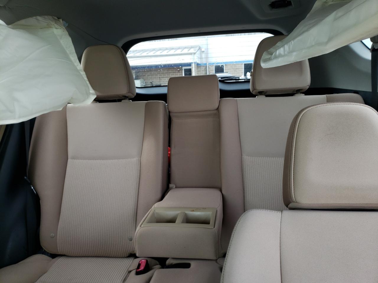 2013 Toyota RAV 4 - Image 10