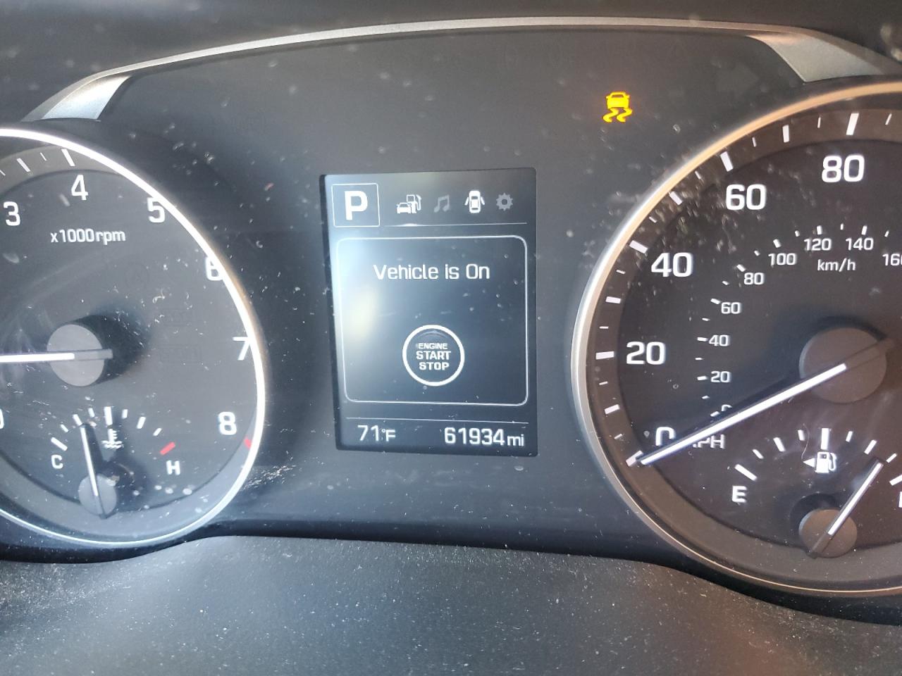 2018 Hyundai Elantra - Image 9