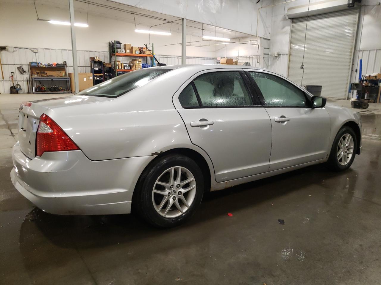 2010 Ford Fusion - Image 3