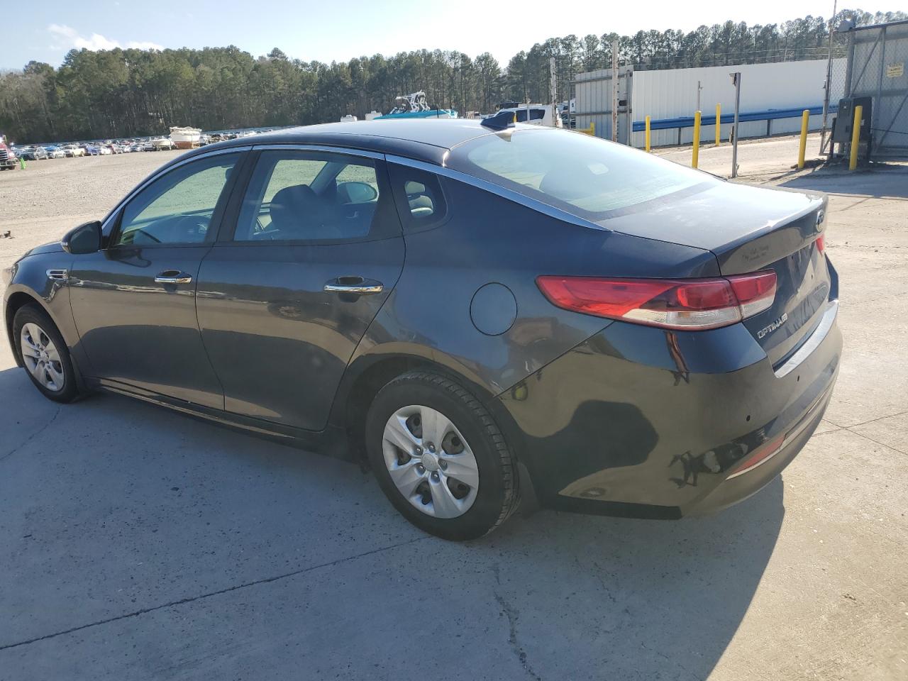 2017 Kia Optima - Image 2