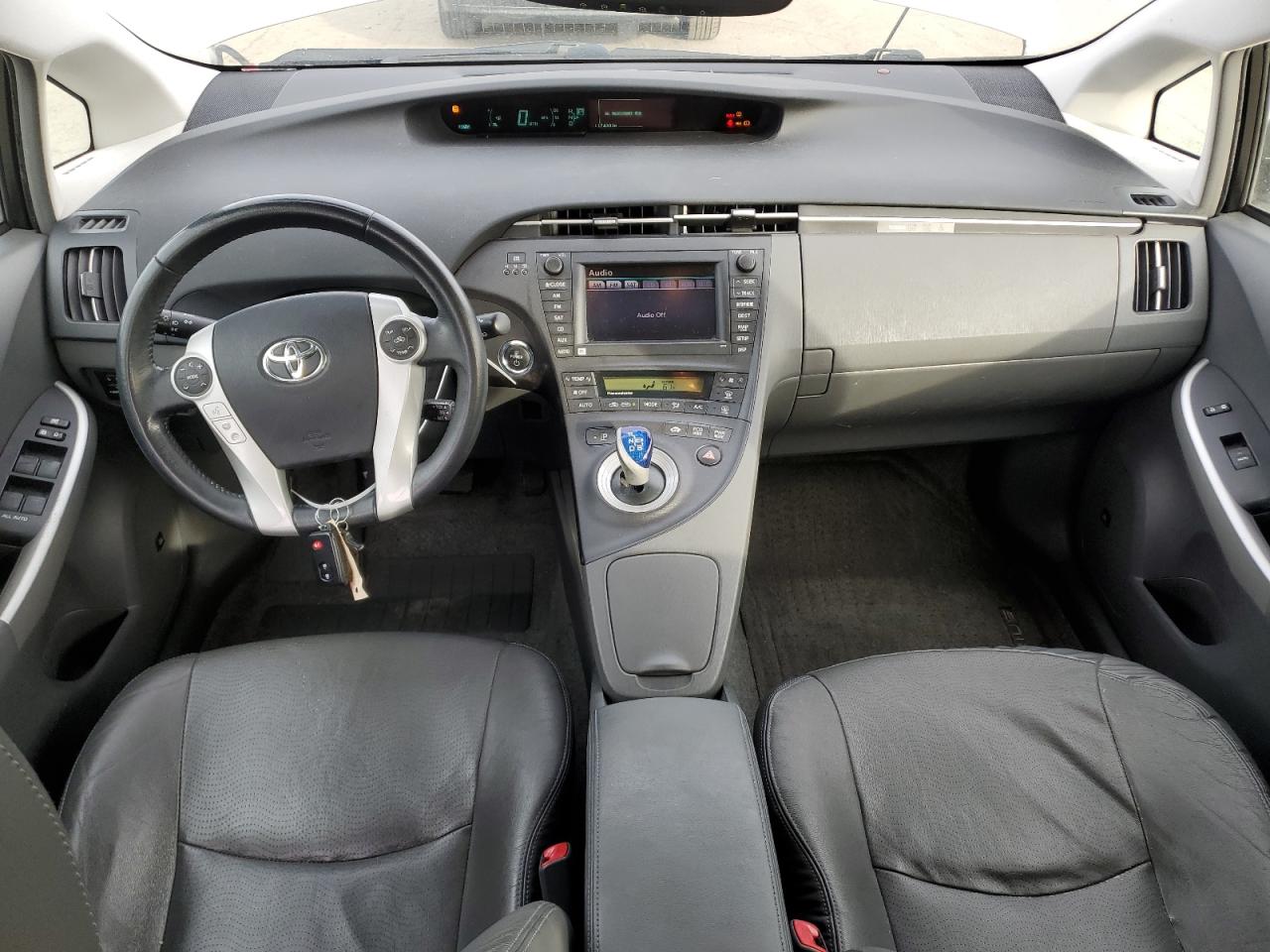 2010 Toyota Prius - Image 8