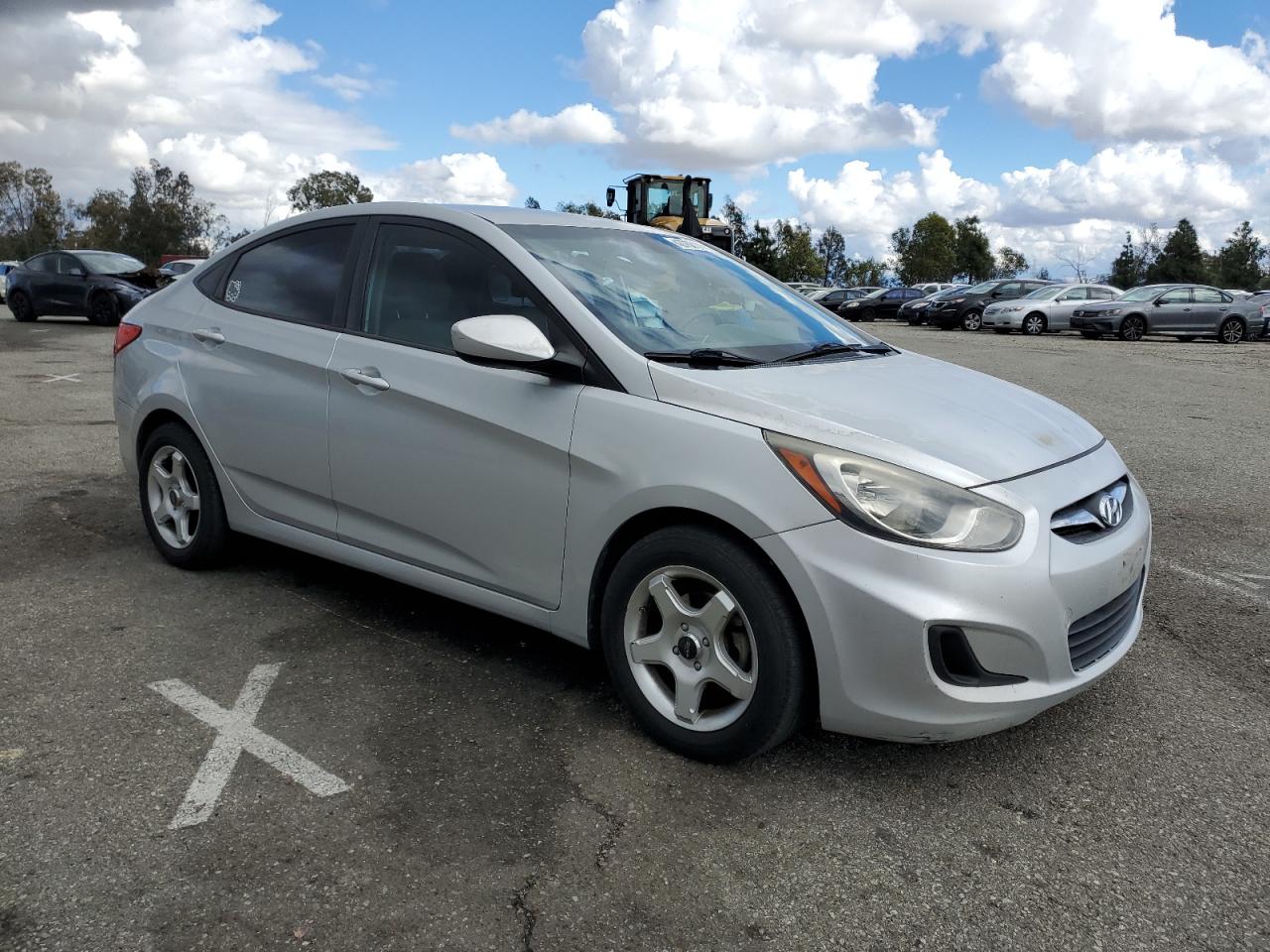 2013 Hyundai Accent - Image 4
