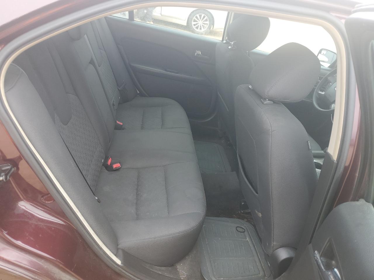2012 Ford Fusion - Image 10