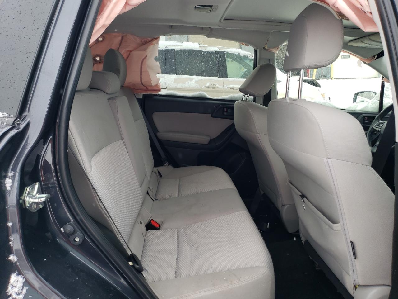 2016 Subaru Forester - Image 11