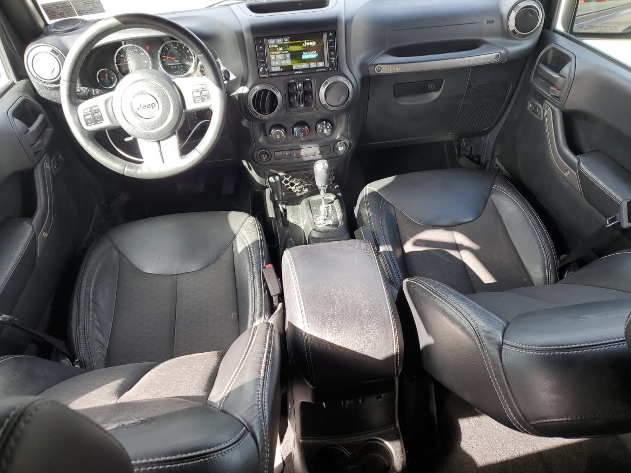 2017 Jeep Wrangler - Image 8