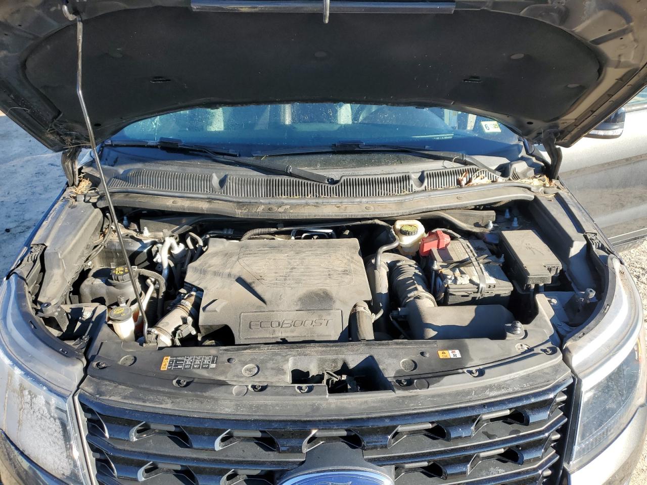 2017 Ford Explorer - Image 12