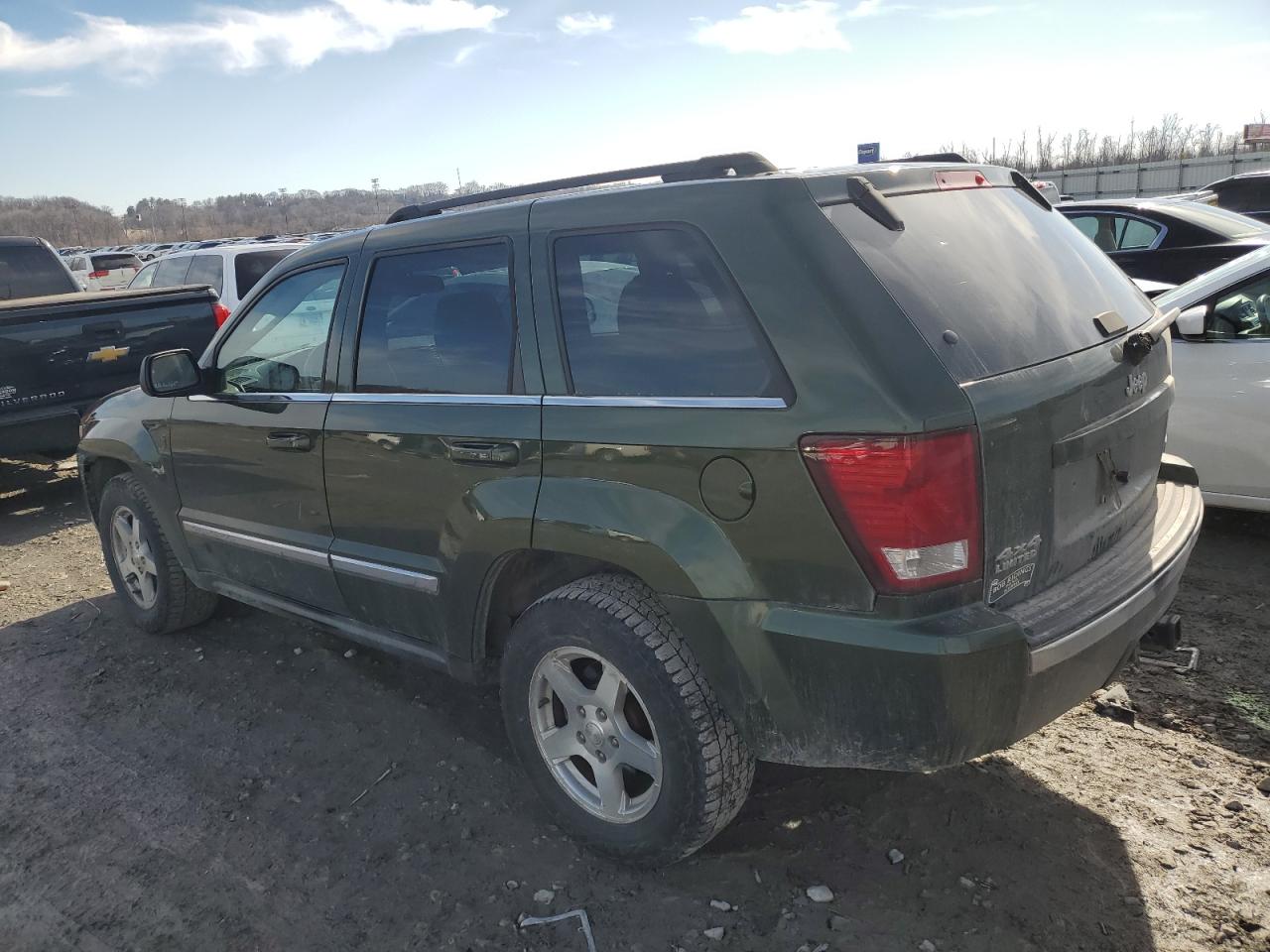 2007 Jeep Grand Cherokee - Image 2