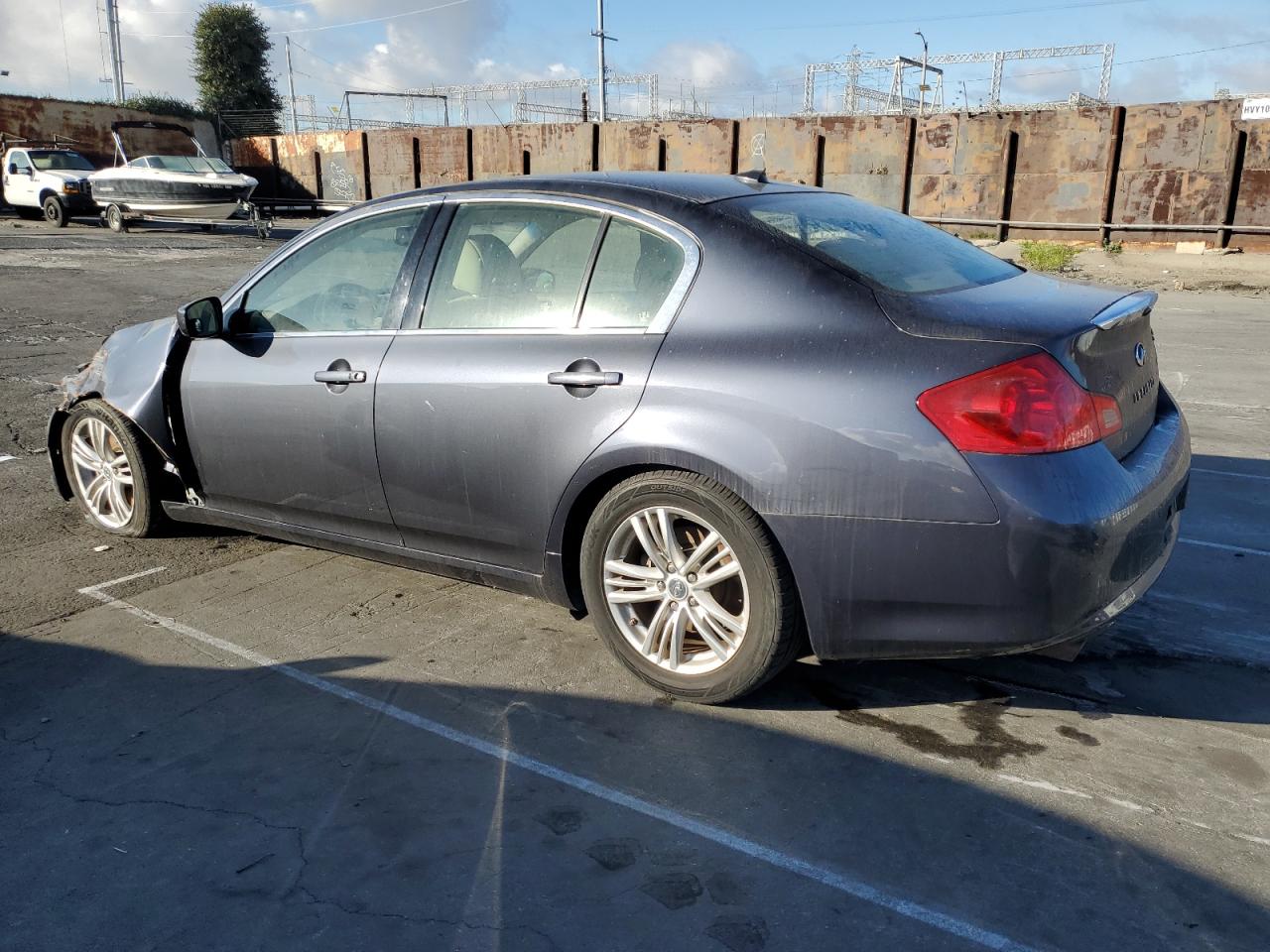 2011 Infiniti G - Image 2