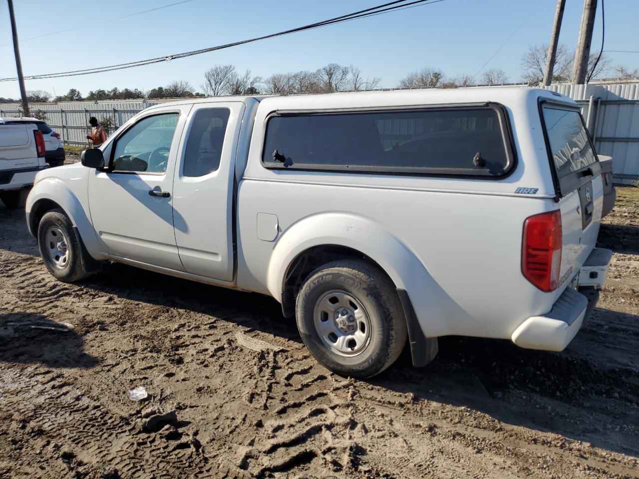 2017 Nissan Navara (Frontier) - Image 2