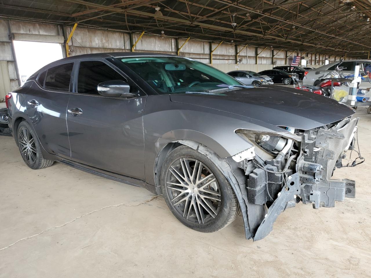 2016 Nissan Maxima - Image 4