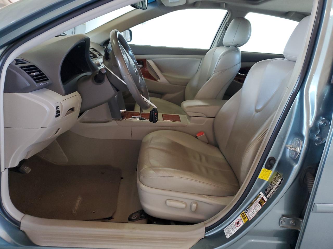 2011 Toyota Camry - Image 7