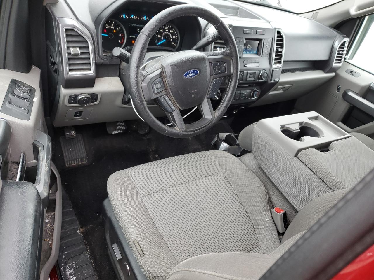 2016 Ford F-150 - Image 8