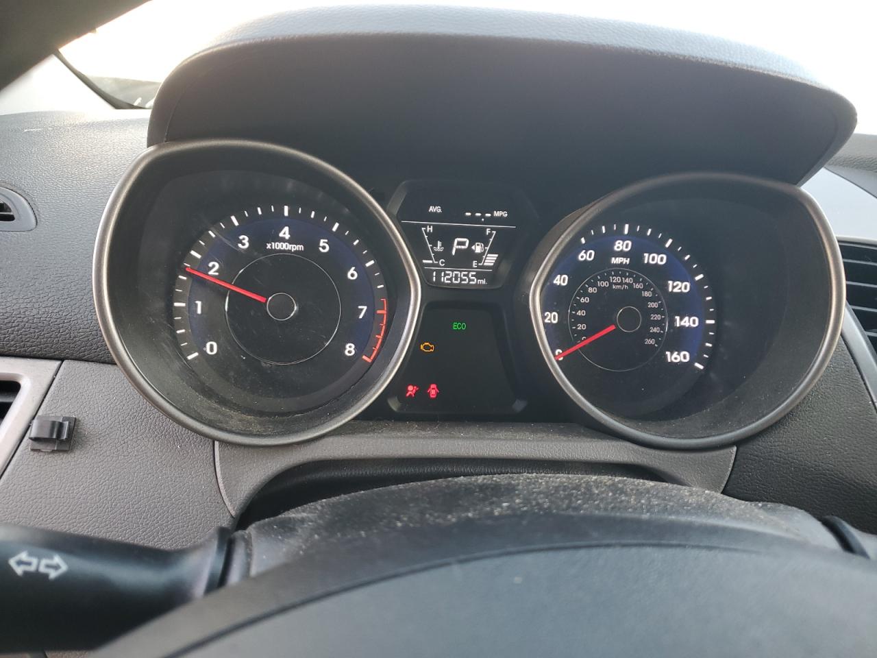 2016 Hyundai Elantra - Image 9