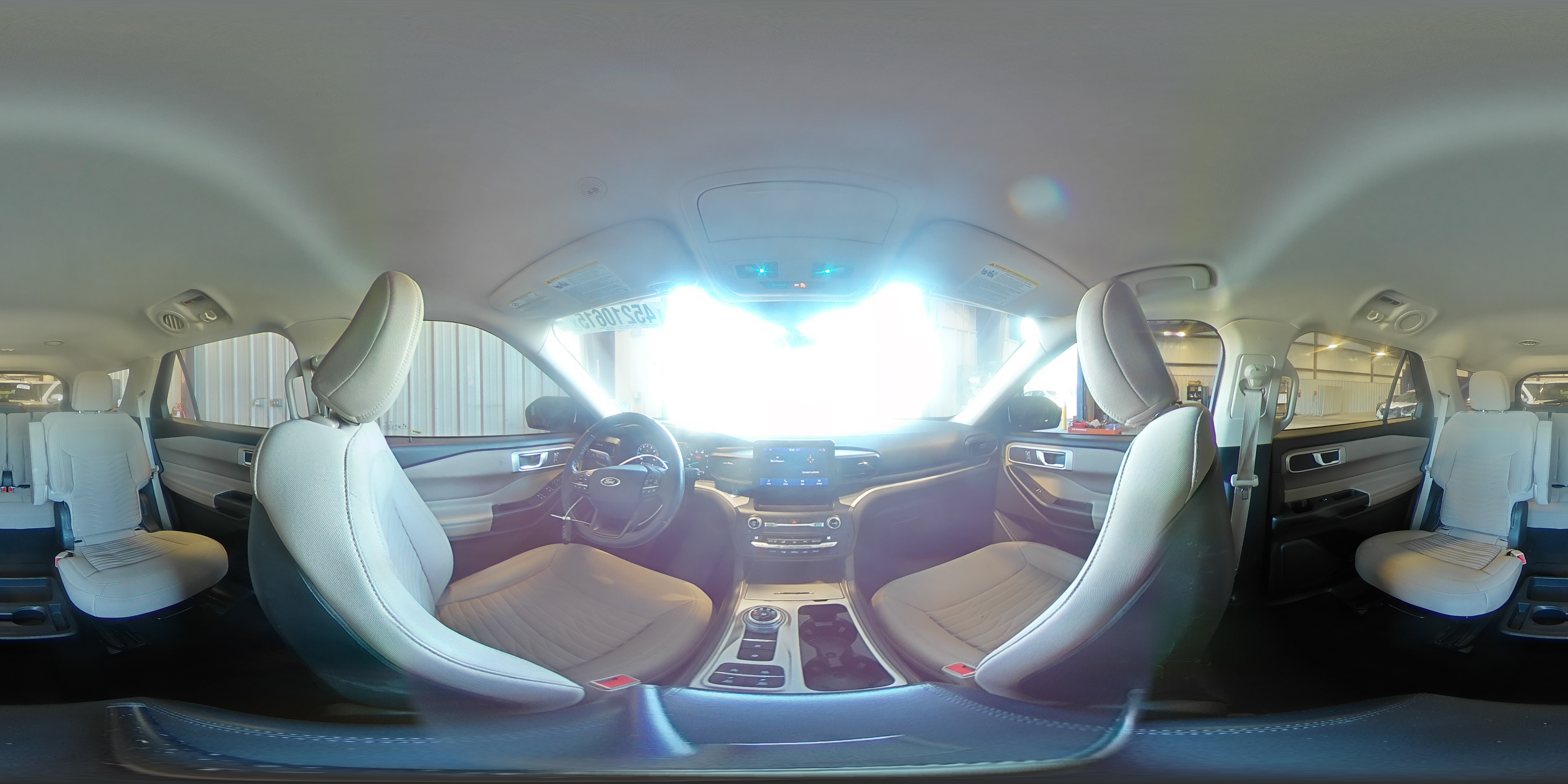 2020 Ford Explorer - Image 13