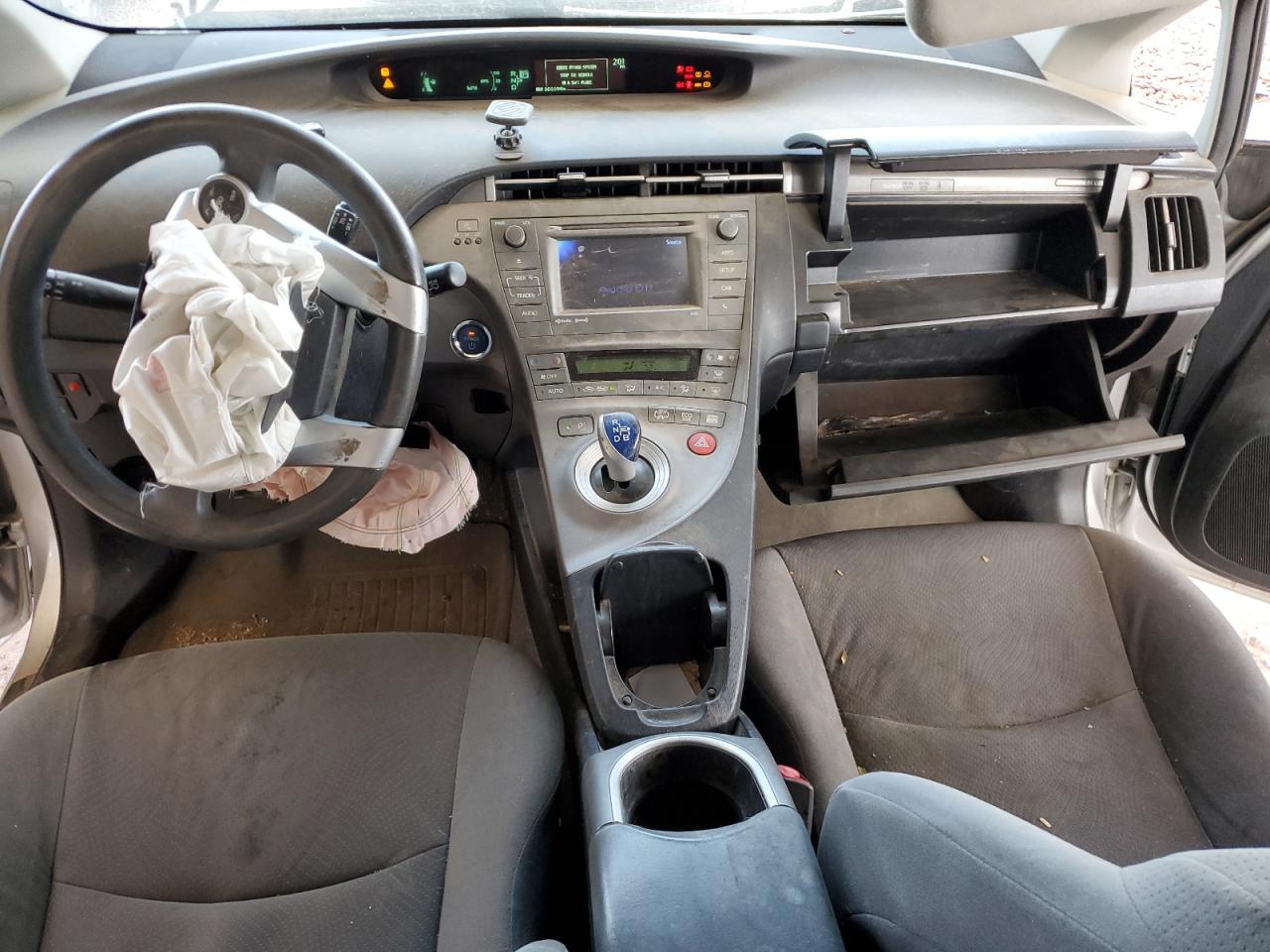 2012 Toyota Prius - Image 8