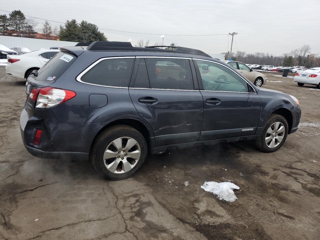 2010 Subaru Outback - Image 3