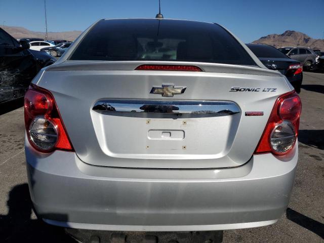 Sedans CHEVROLET SONIC 2015 Silver
