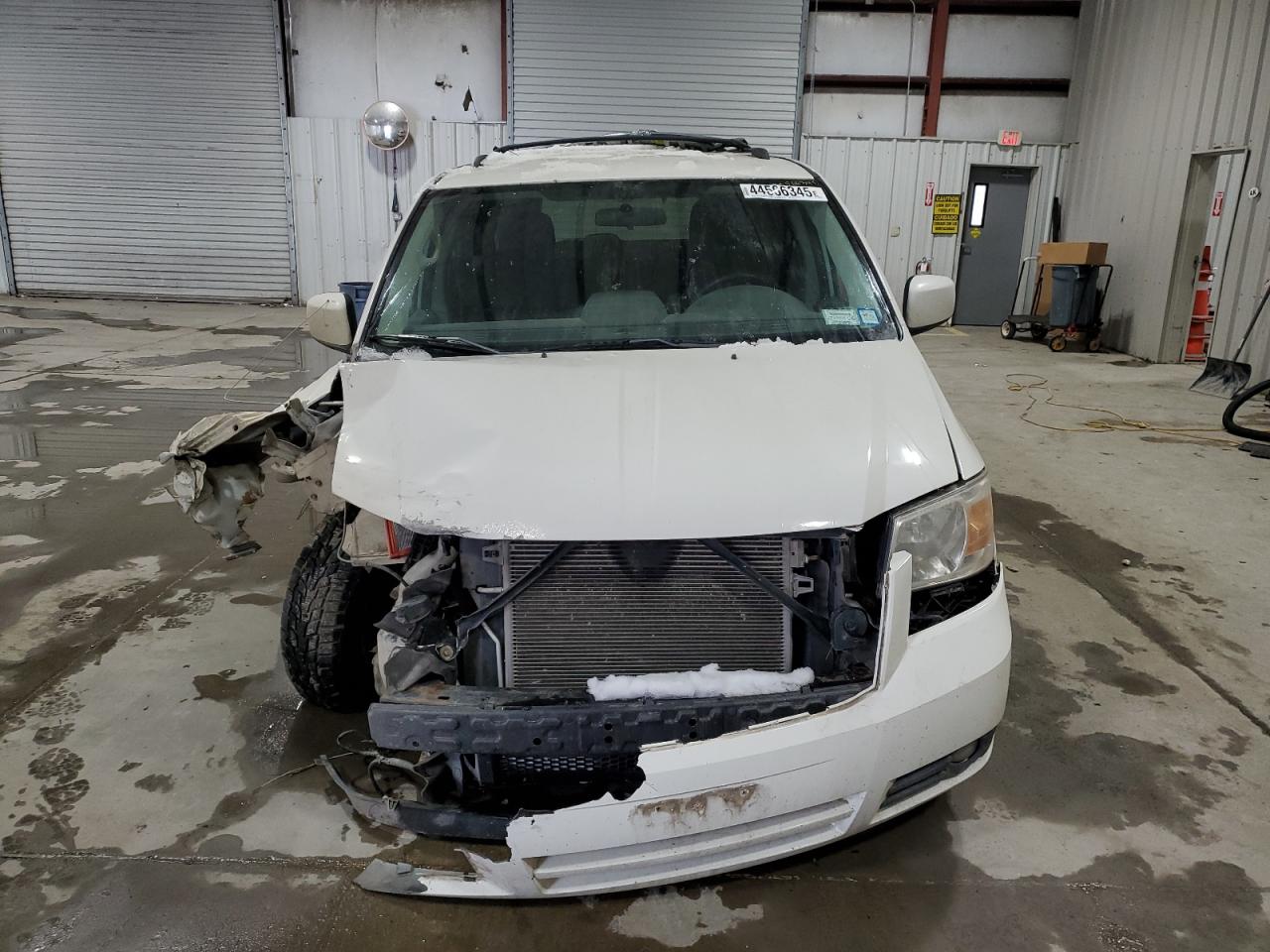 2010 Dodge Caravan - Image 5