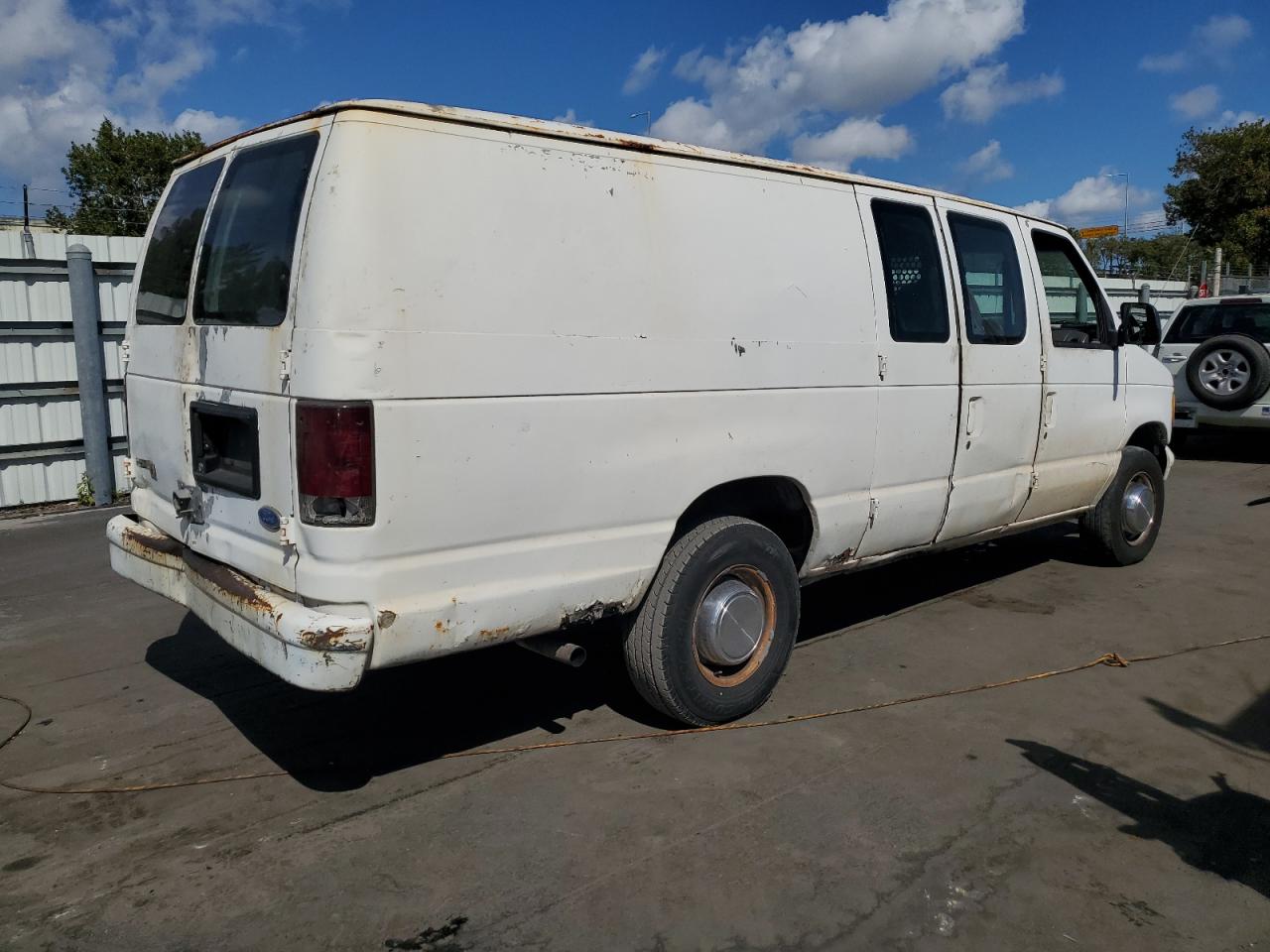 1997 Ford Econoline - Image 3