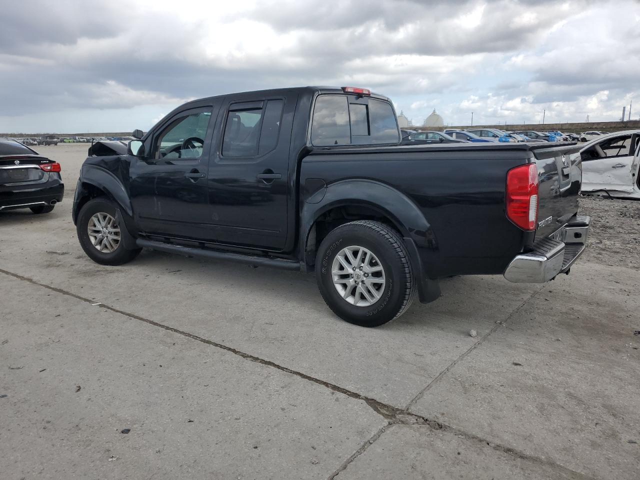 2017 Nissan Navara (Frontier) - Image 2