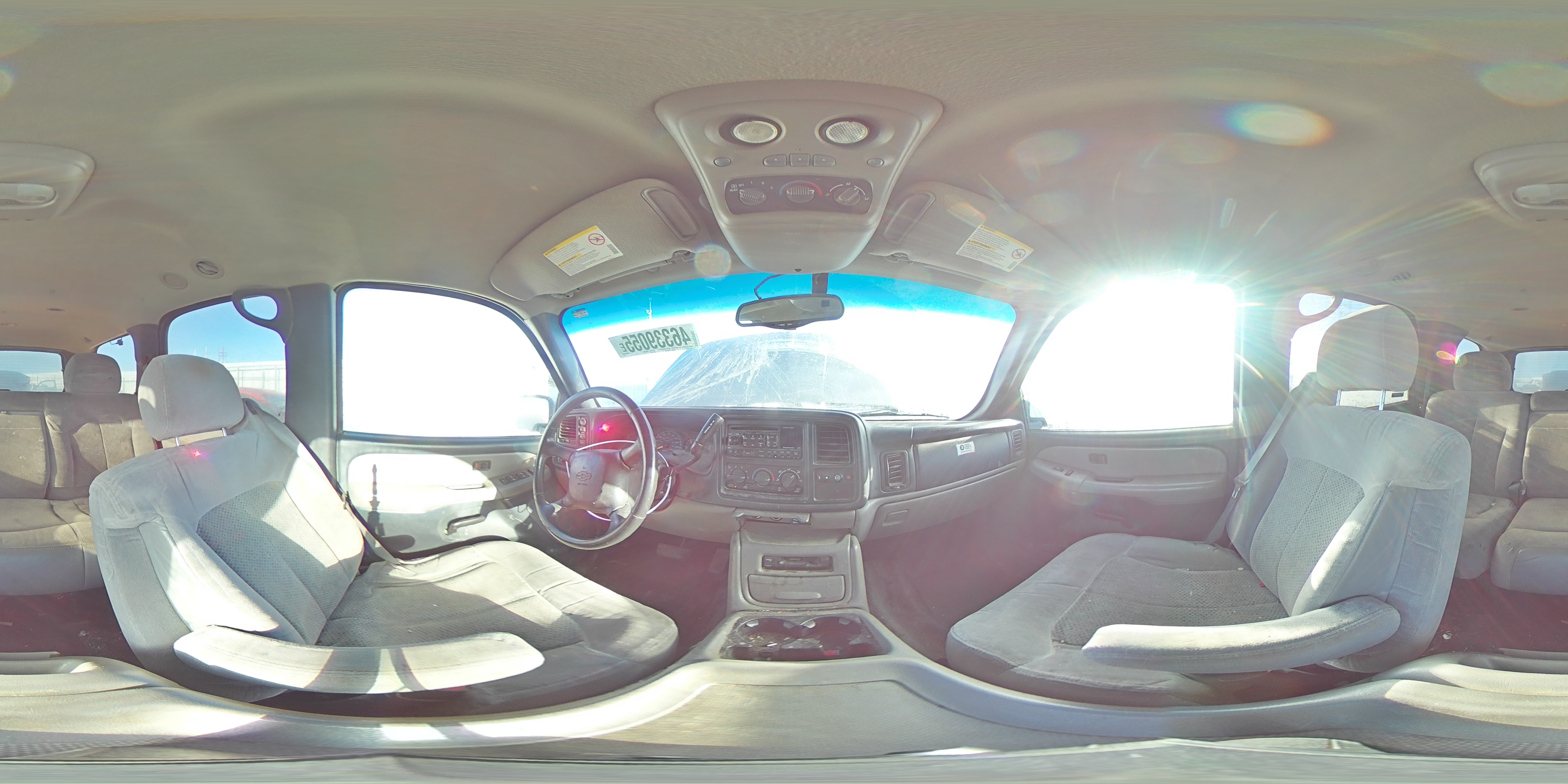2001 Chevrolet Tahoe - Image 13