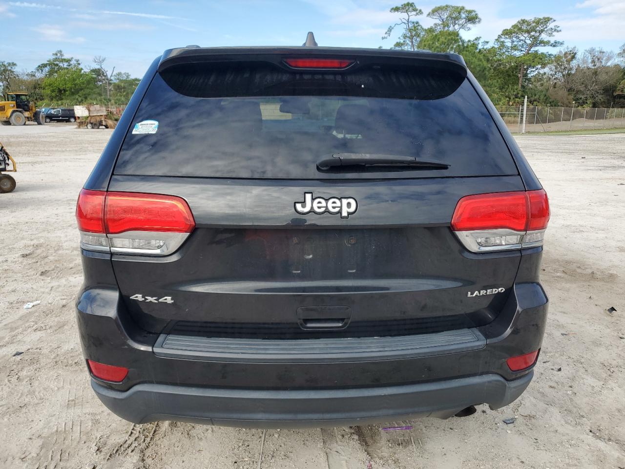 2015 Jeep Grand Cherokee - Image 6