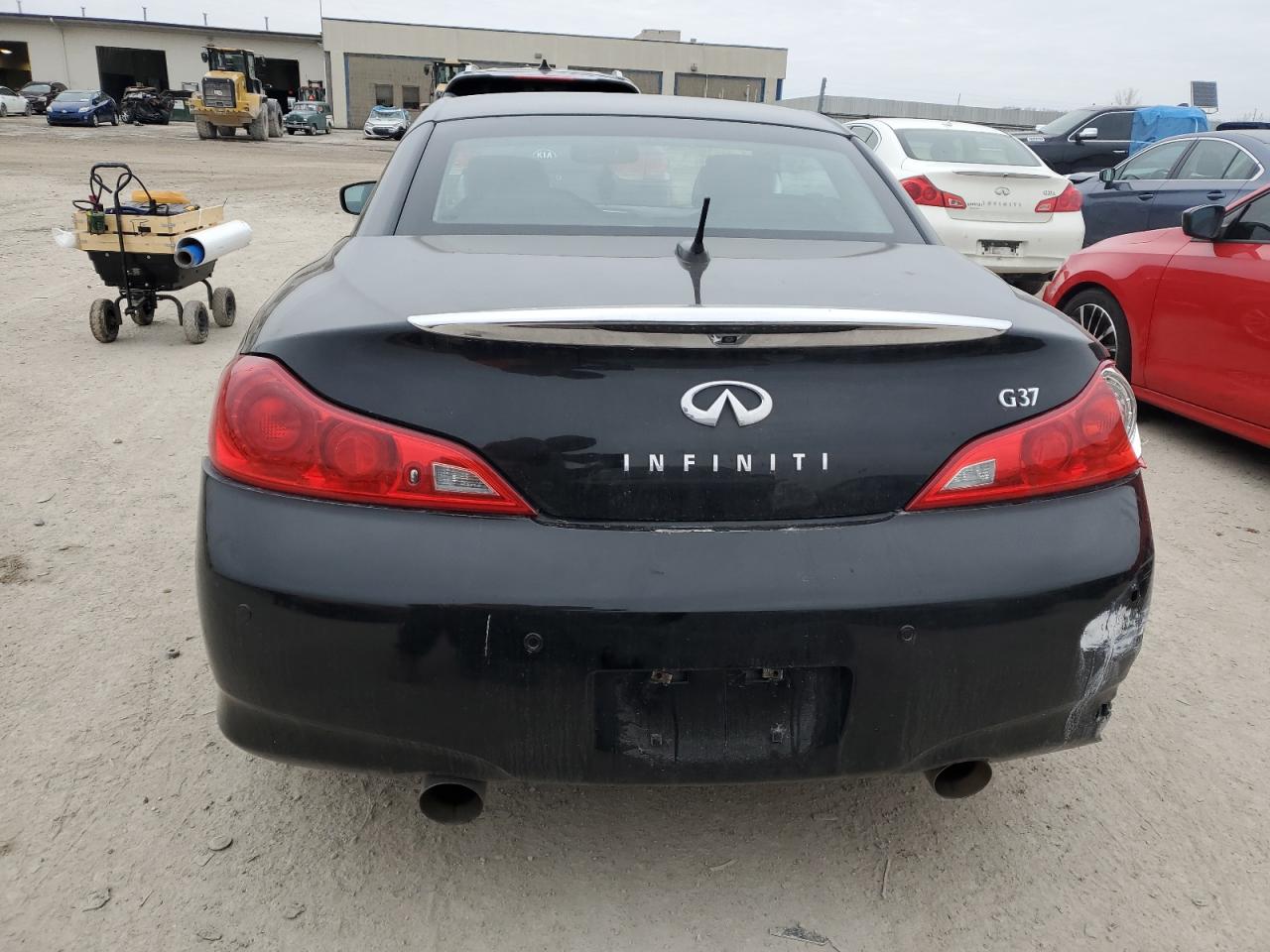 2012 Infiniti G - Image 6