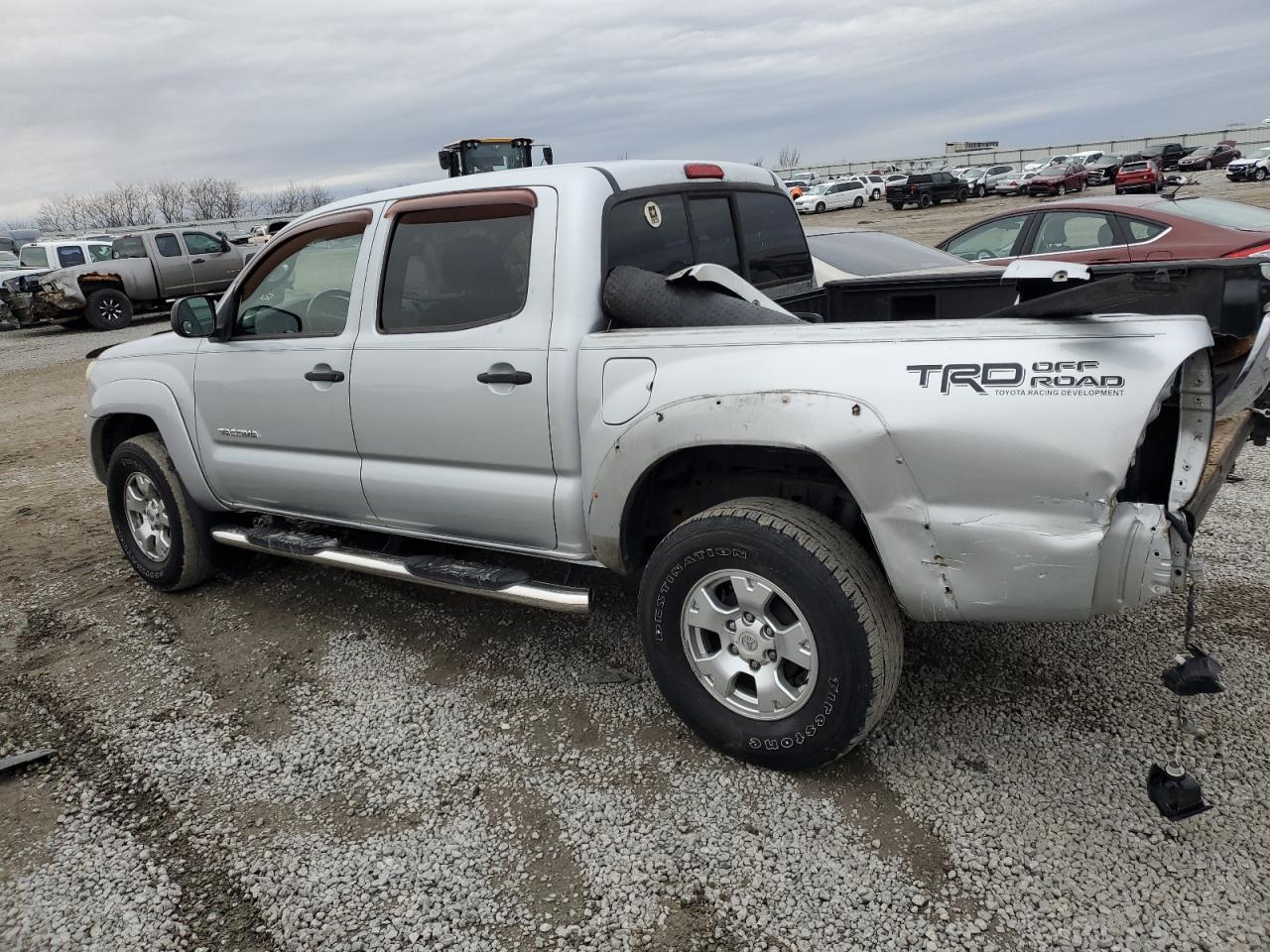2005 Toyota Tacoma - Image 2
