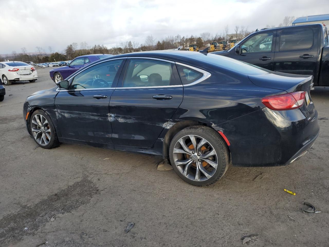 2015 Chrysler 200 - Image 2