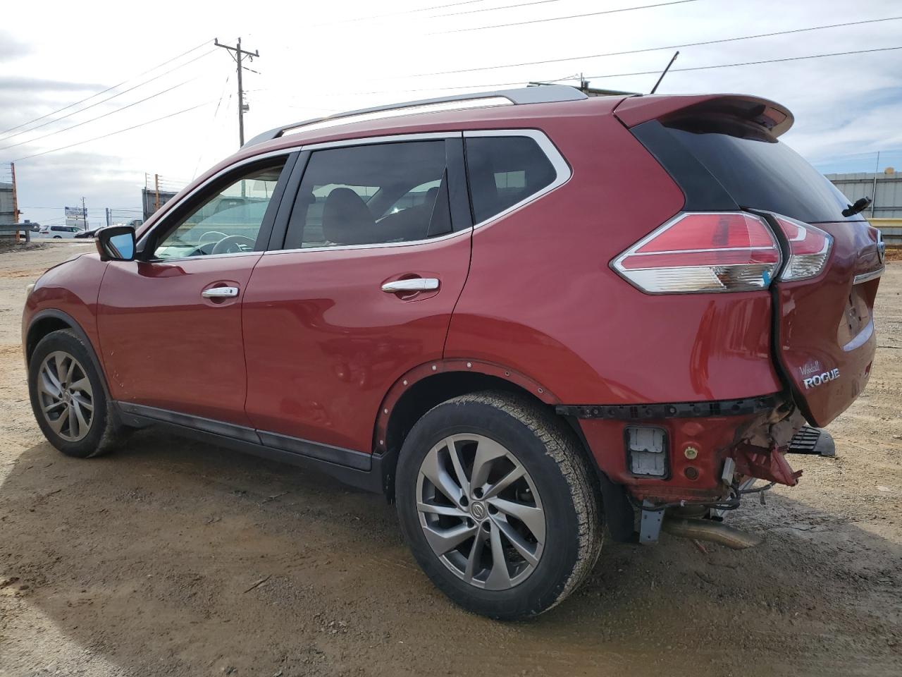 2015 Nissan Rogue - Image 2