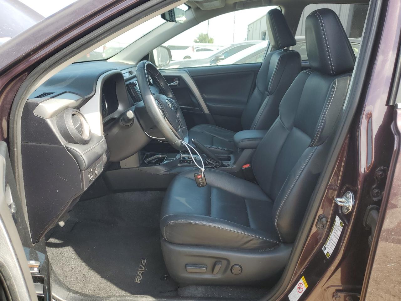 2016 Toyota RAV 4 - Image 7