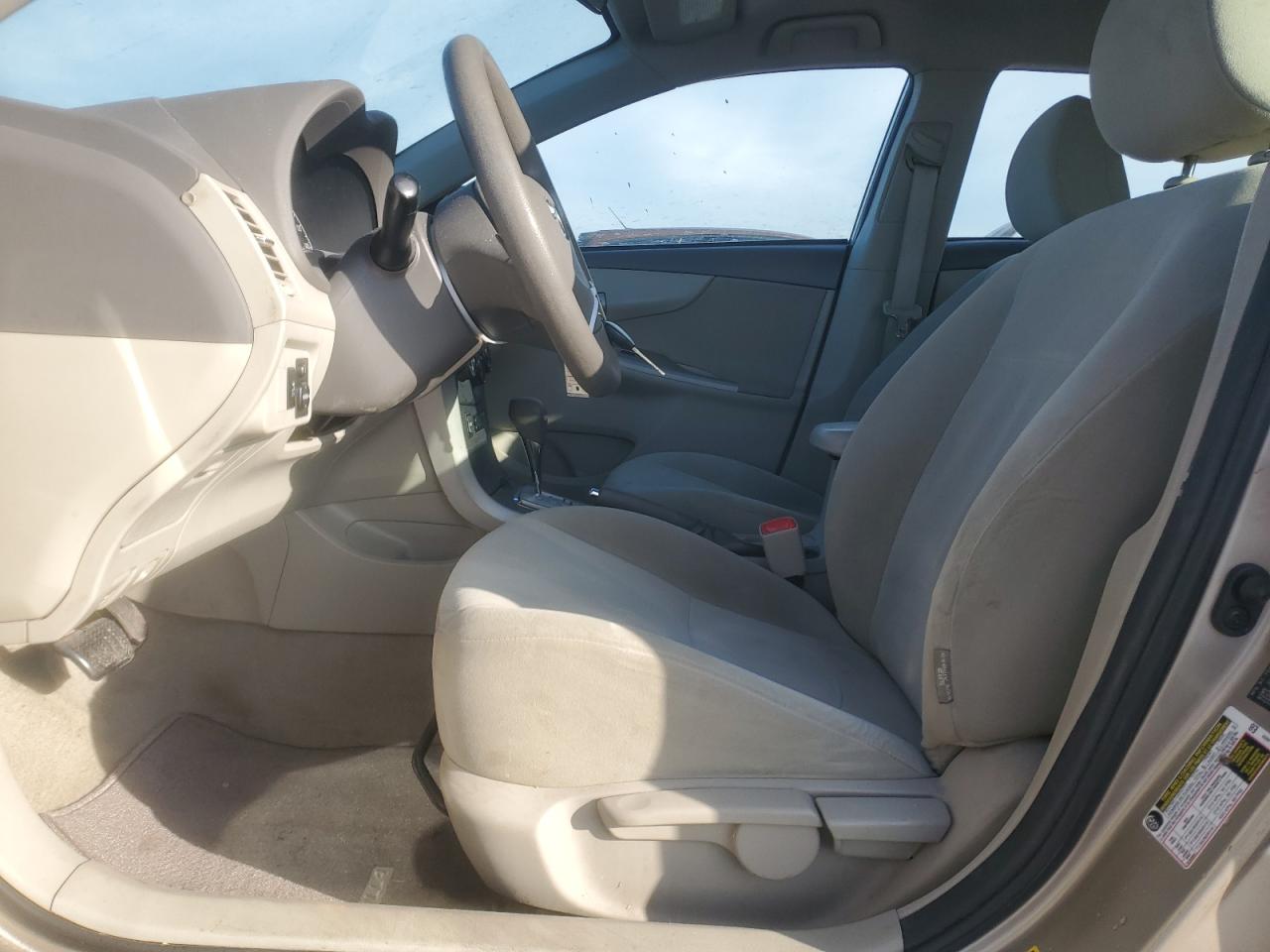 2010 Toyota Corolla - Image 7