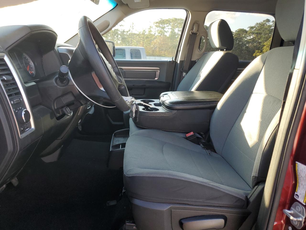 2021 RAM 1500 - Image 7