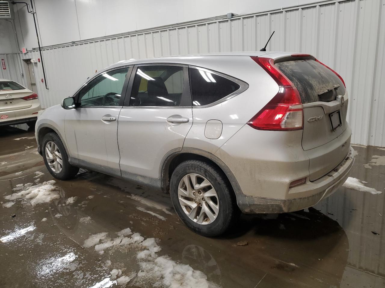 2015 Honda CR-V - Image 2
