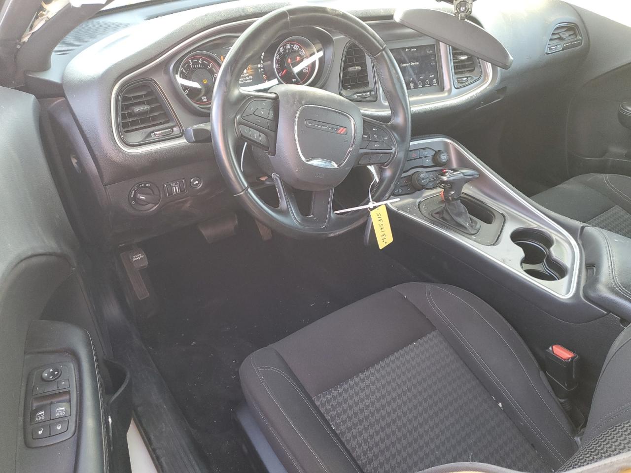 2019 Dodge Challenger - Image 8